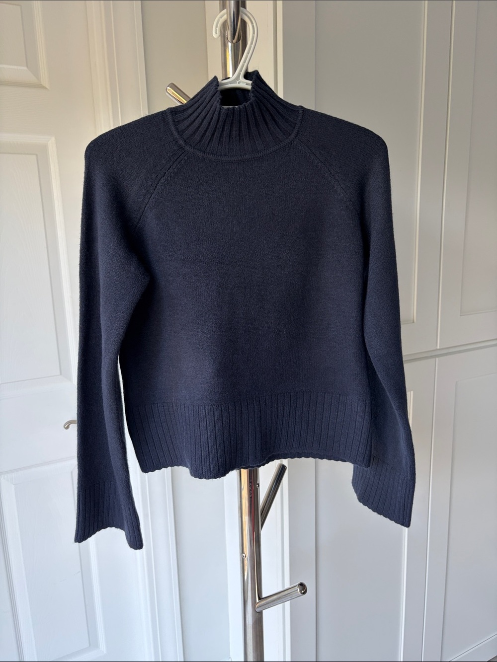 Truth by Republic Women's Navy Mock Neck Sweater, Size S.